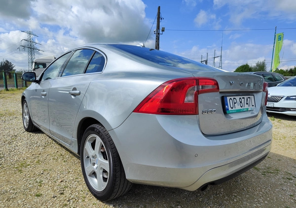 Volvo S60 cena 27900 przebieg: 334000, rok produkcji 2011 z Szczytno małe 326